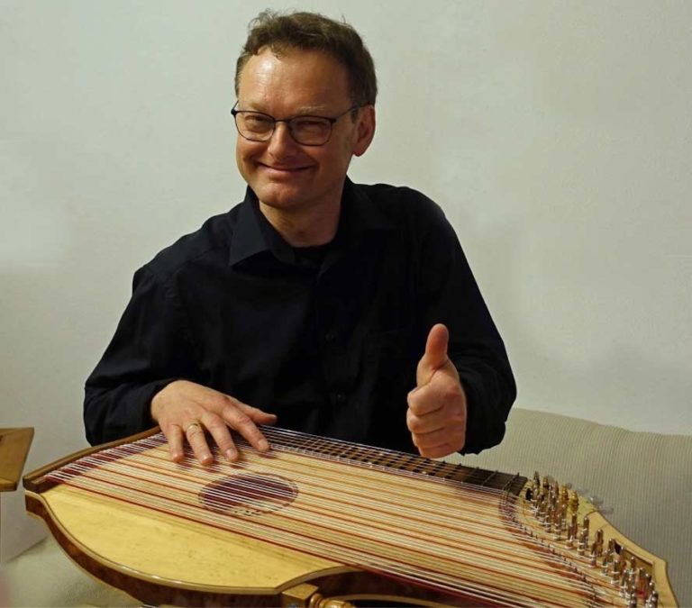 Learning Zither zither.at